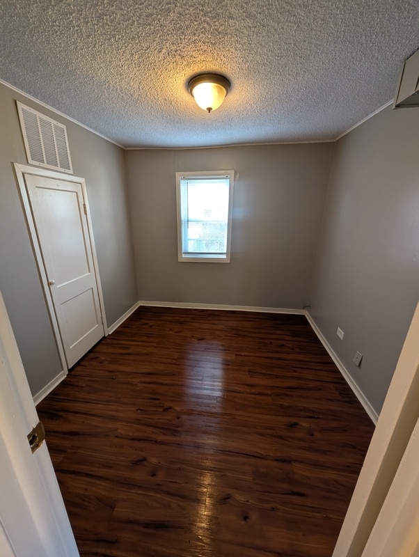 Building Photo - 1033 LaSalle Ave