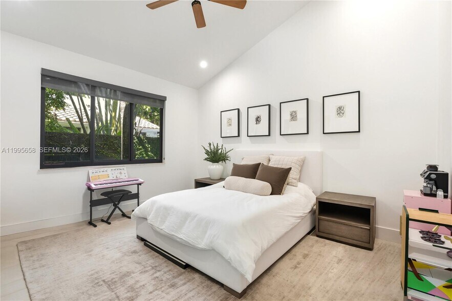 Building Photo - 3782 El Prado Blvd