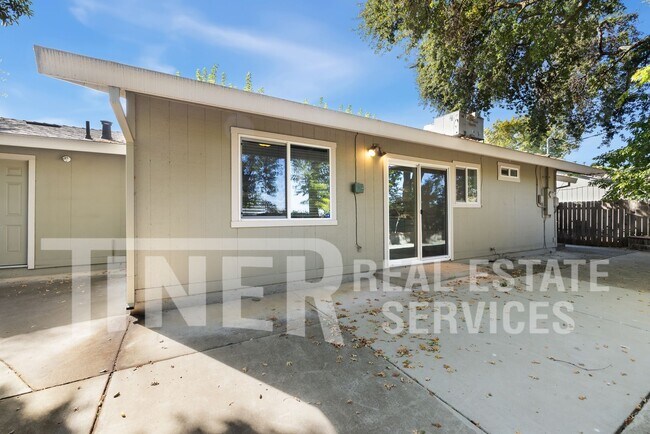 Building Photo - 10299 Octavia Way
