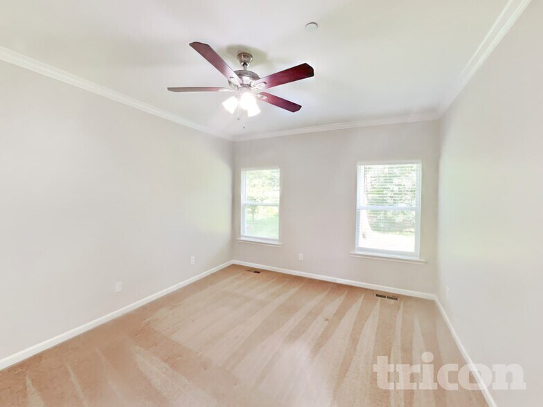 Building Photo - 4620 Van Leer Ct