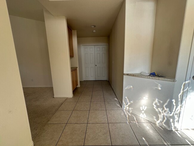Building Photo - Welcome to this 5 Bedroom 3 Bath Home!