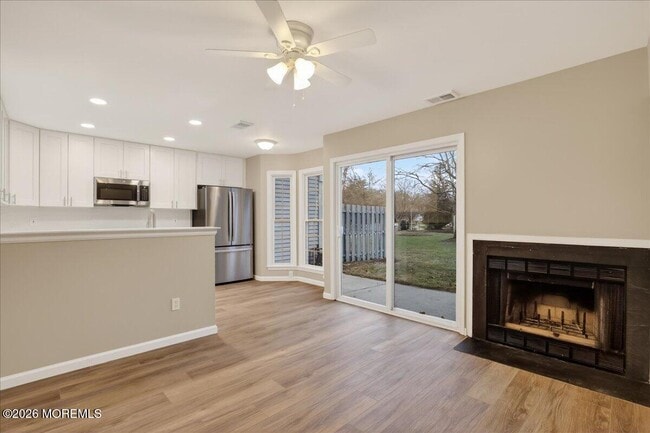 Building Photo - 251 Sugar Maple Ct