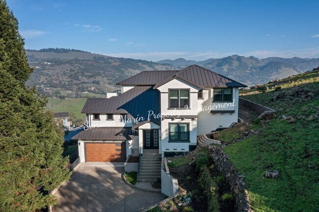 Building Photo - ~Luxury Brand-New Fountaingrove Home with Exceptional Views~