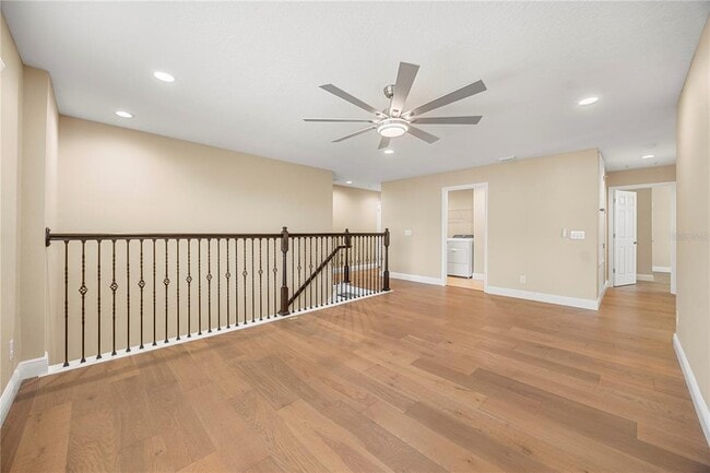 Building Photo - 2049 Heart Lk Dr