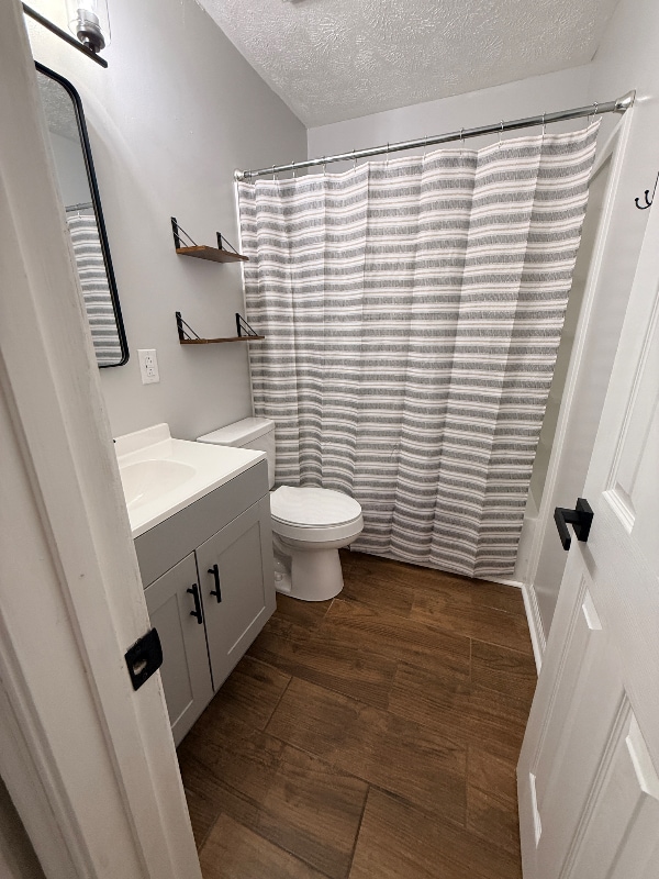 Building Photo - 4501 Greenfield Dr