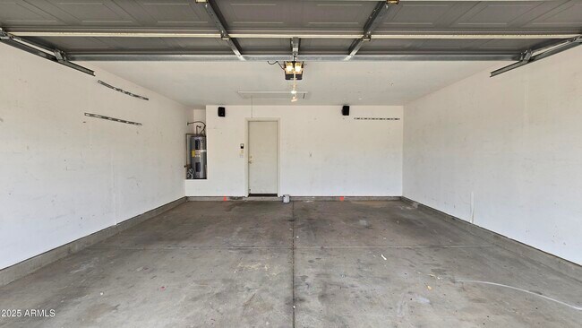 Building Photo - 1017 E Pinto Ct