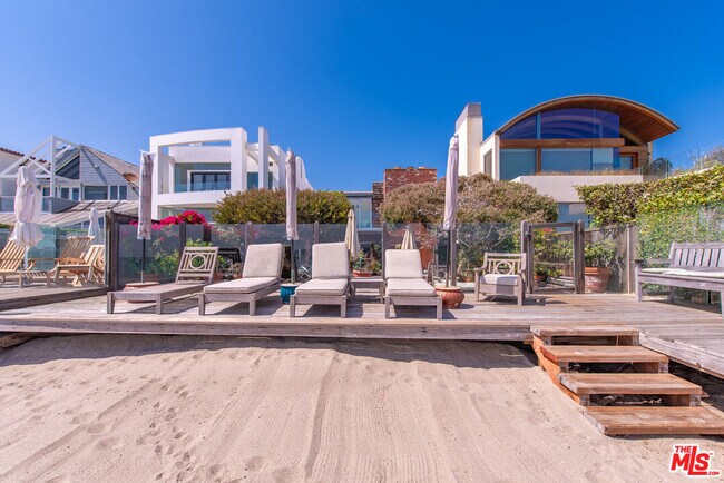Building Photo - 23752 Malibu Rd