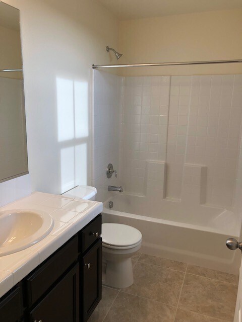Building Photo - 4362 Strathmore Pl