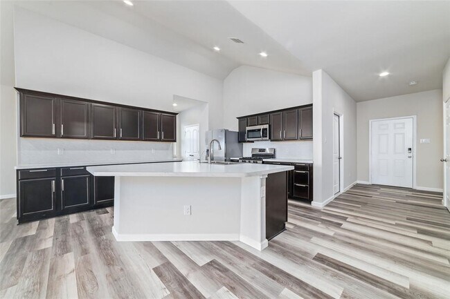 Building Photo - 21403 Warialda Manor Ln