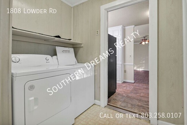 Building Photo - 1808 Lowder Dr