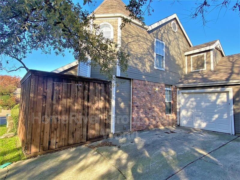 Building Photo - 10844 Gable Dr