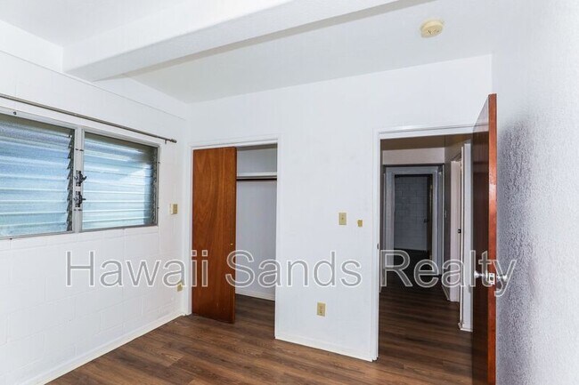 Building Photo - 3331 Hayden St