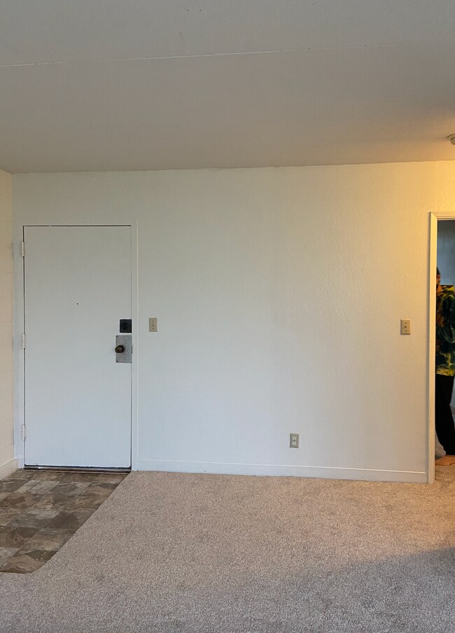 Building Photo - 95-029 Kuahelani Ave