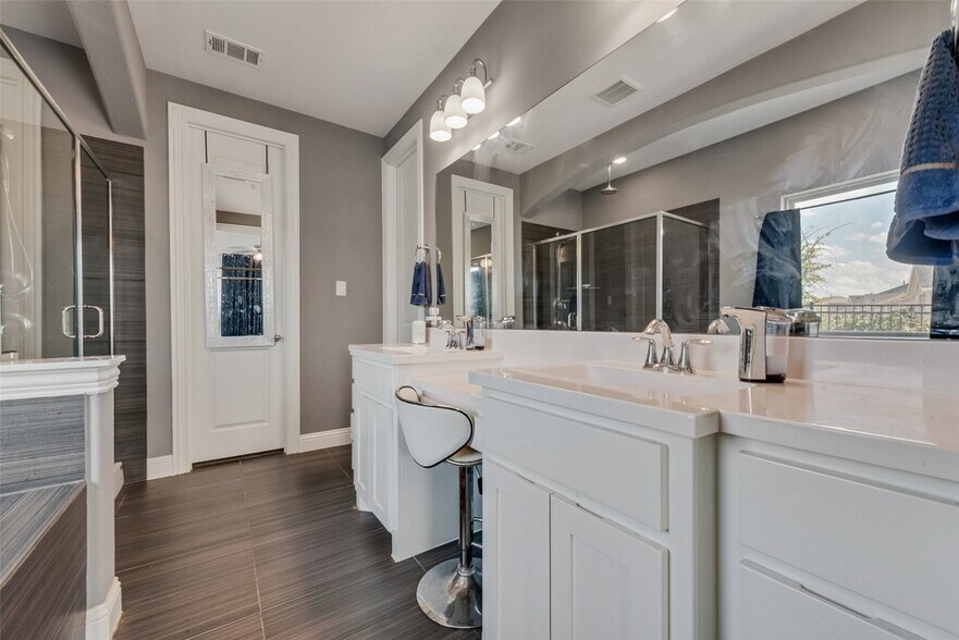 Building Photo - 4407 Cinnamon Stone Dr