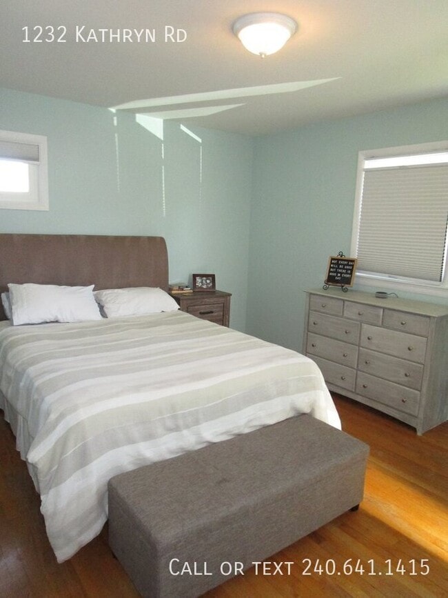 Building Photo - 1232 Kathryn Rd