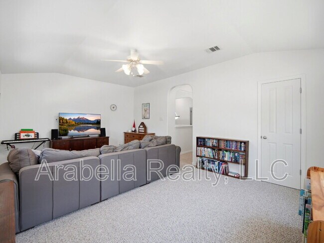 Building Photo - 25611 Preserve Crest