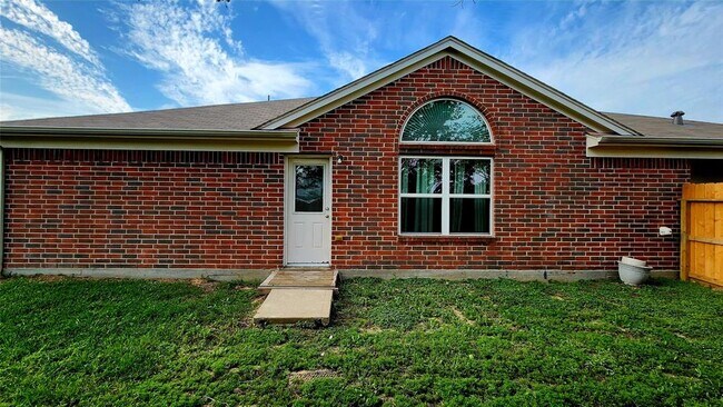 Building Photo - 4903 Spring Showers Ct