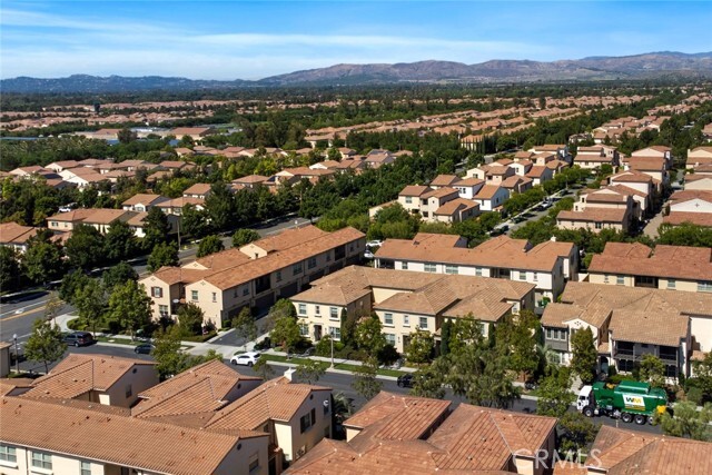 Building Photo - 55 Jade Flower