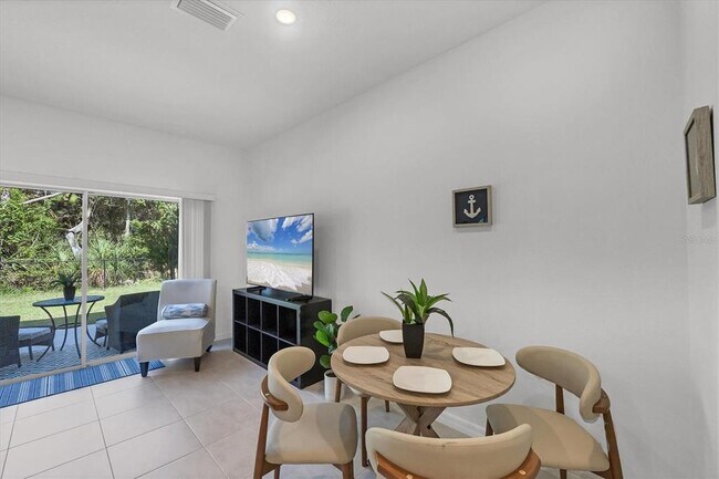 Building Photo - 15032 Cuzcorro Ct