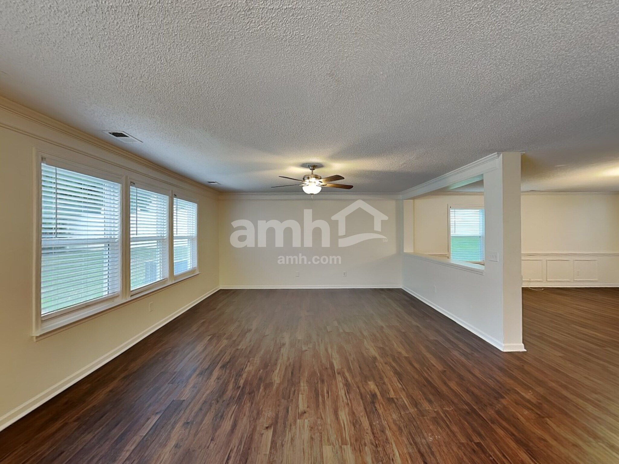 Building Photo - 2116 Maple Tree Ct