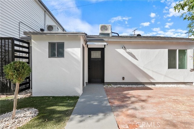 Building Photo - 5336 Cleon Ave