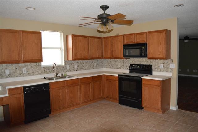 Building Photo - 3214 Clydesdale Dr