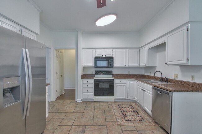 Building Photo - Franklin Home For Lease