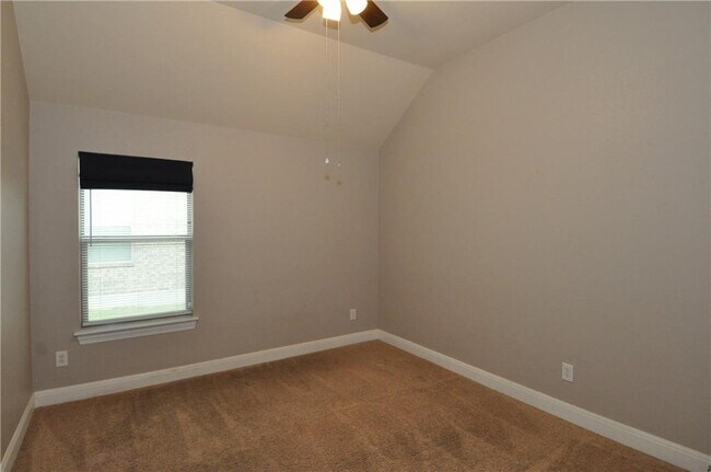Building Photo - 113 Wallin Farms Dr