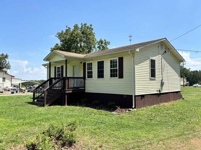 Building Photo - 847 Skipwith Rd