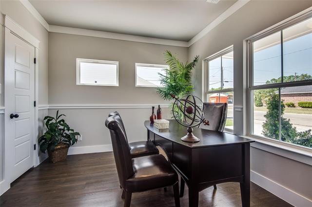 Building Photo - 1000 C N Kentucky St