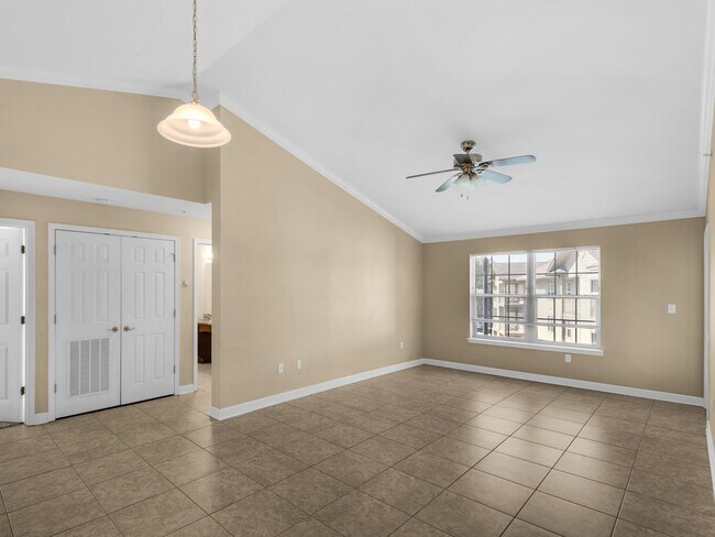 Building Photo - 1705 Conservation Trl