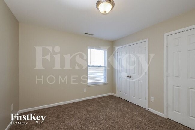 Building Photo - 15607 Lakepoint Forest Dr