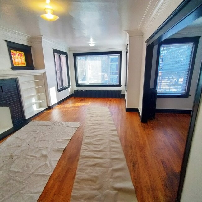 Building Photo - 5514 S Union Ave