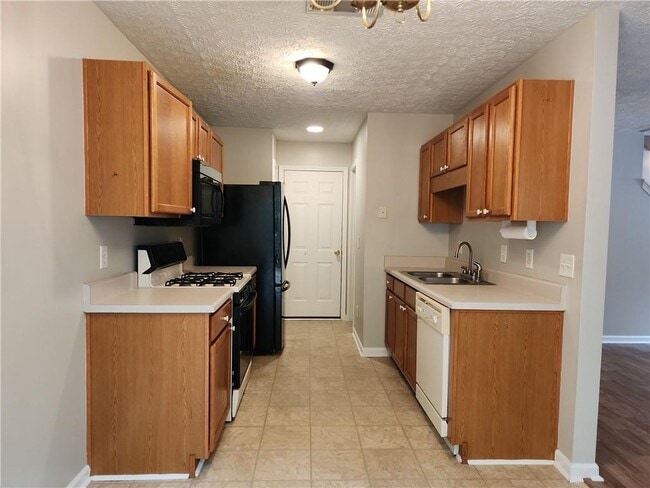 Building Photo - 229 Osmanthus Way