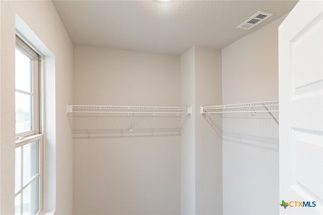 Building Photo - 7811 Toledo Bend