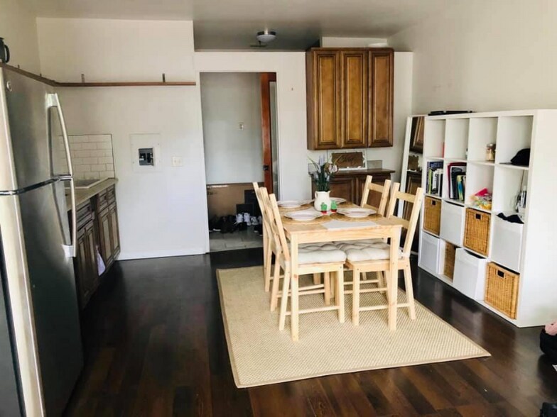 Building Photo - 692 2nd Ave