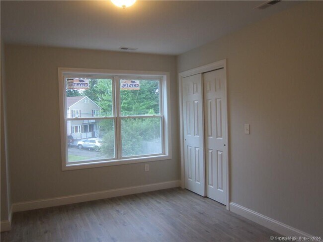 Building Photo - 574 Chopsey Hill Rd