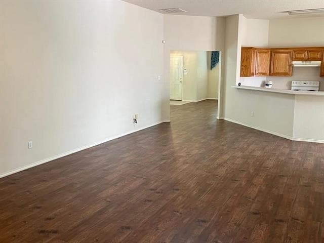 Building Photo - 8055 Raleigh Dr