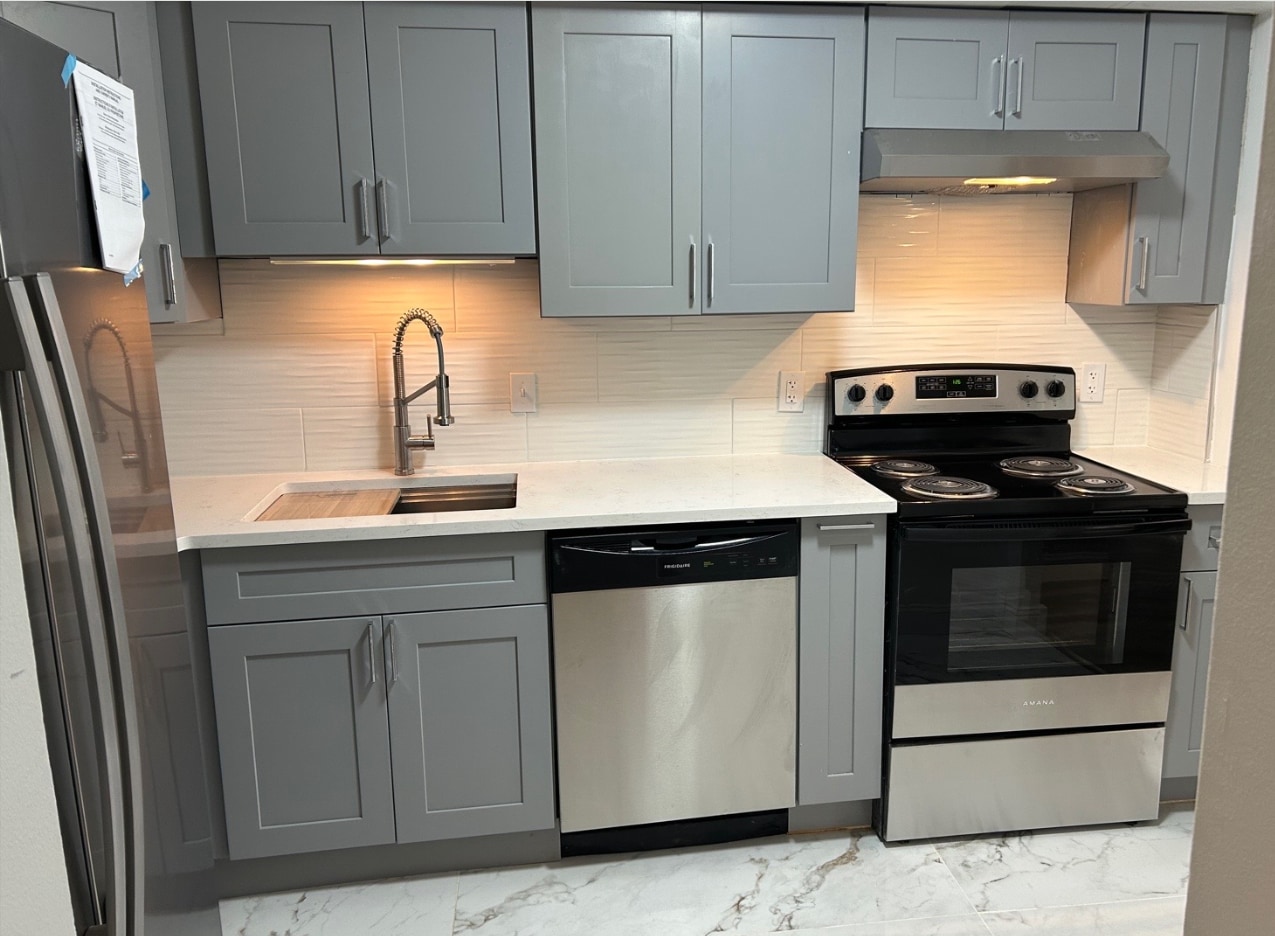 Building Photo - 14 Sawmill Run