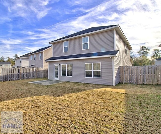 Building Photo - 546 Fairview Cir