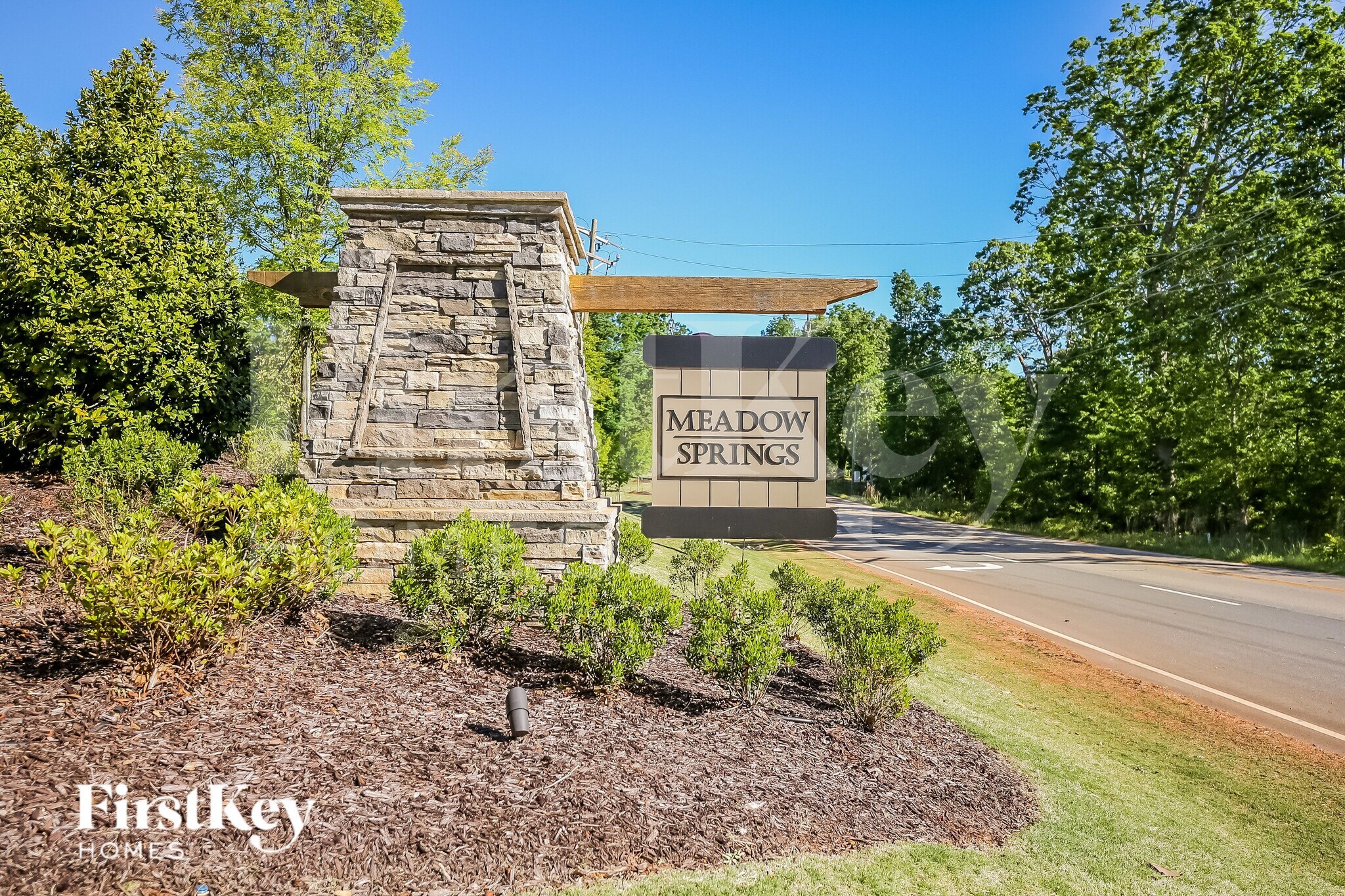 Building Photo - 404 Stonefence Dr