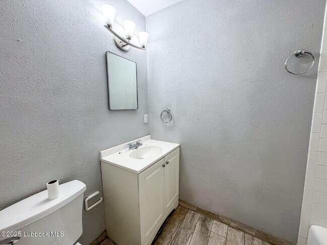 Building Photo - 3112 22nd St
