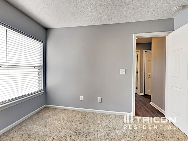 Building Photo - 1149 Creeks Ridge Rd