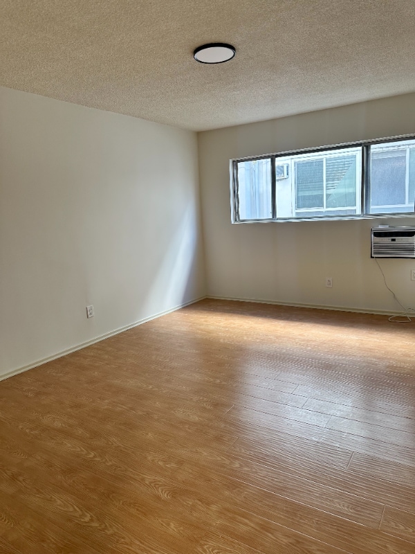 Building Photo - 510 Orlando Ave