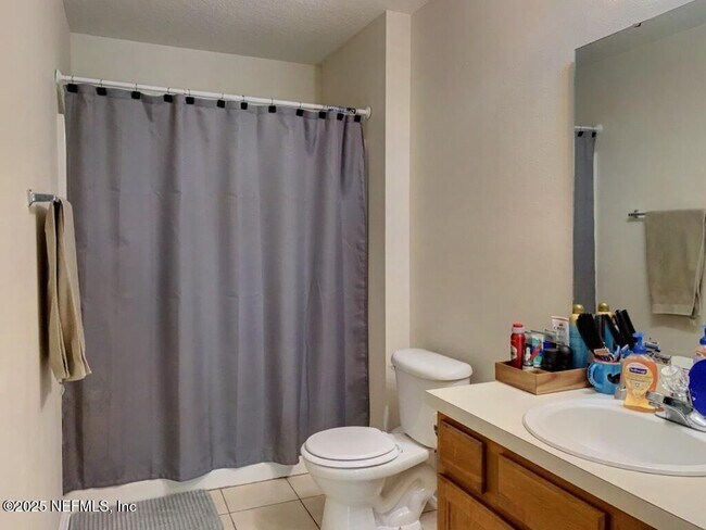 Building Photo - 6100 Maggies Cir