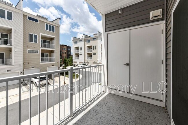 Building Photo - 43185 Mongold Square