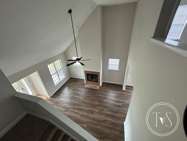 Building Photo - Spacious 3-Bedroom Home with Over 2,300 Sq. Ft.