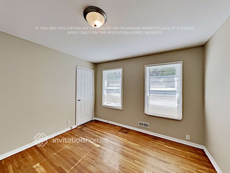 Building Photo - 5121 France Ave N