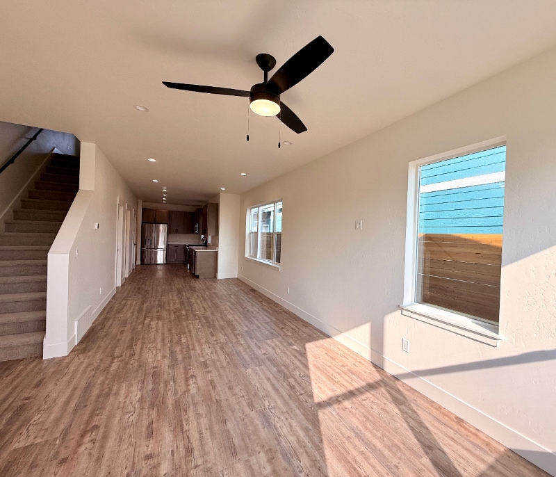 Building Photo - 604 Holstein Way