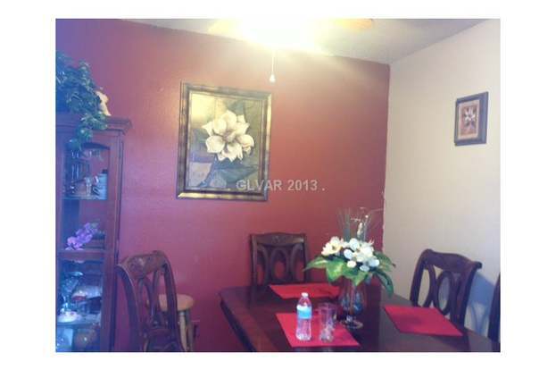 Building Photo - 3911 Torsby Pl